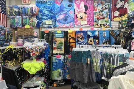 Foto de Walmart, Kissimmee: Um dos melhores Walmart que há em Orlando/Kissimmee!  Mais novo e com um clima mais americano. Perfeito! - Tripadvisor